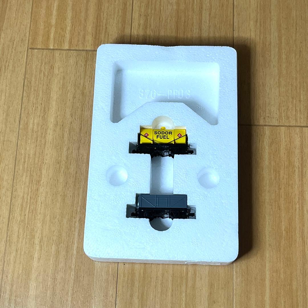 TOMIXきかんしゃトーマススタートセット +【絶版品】黄色のタンク貨車セット