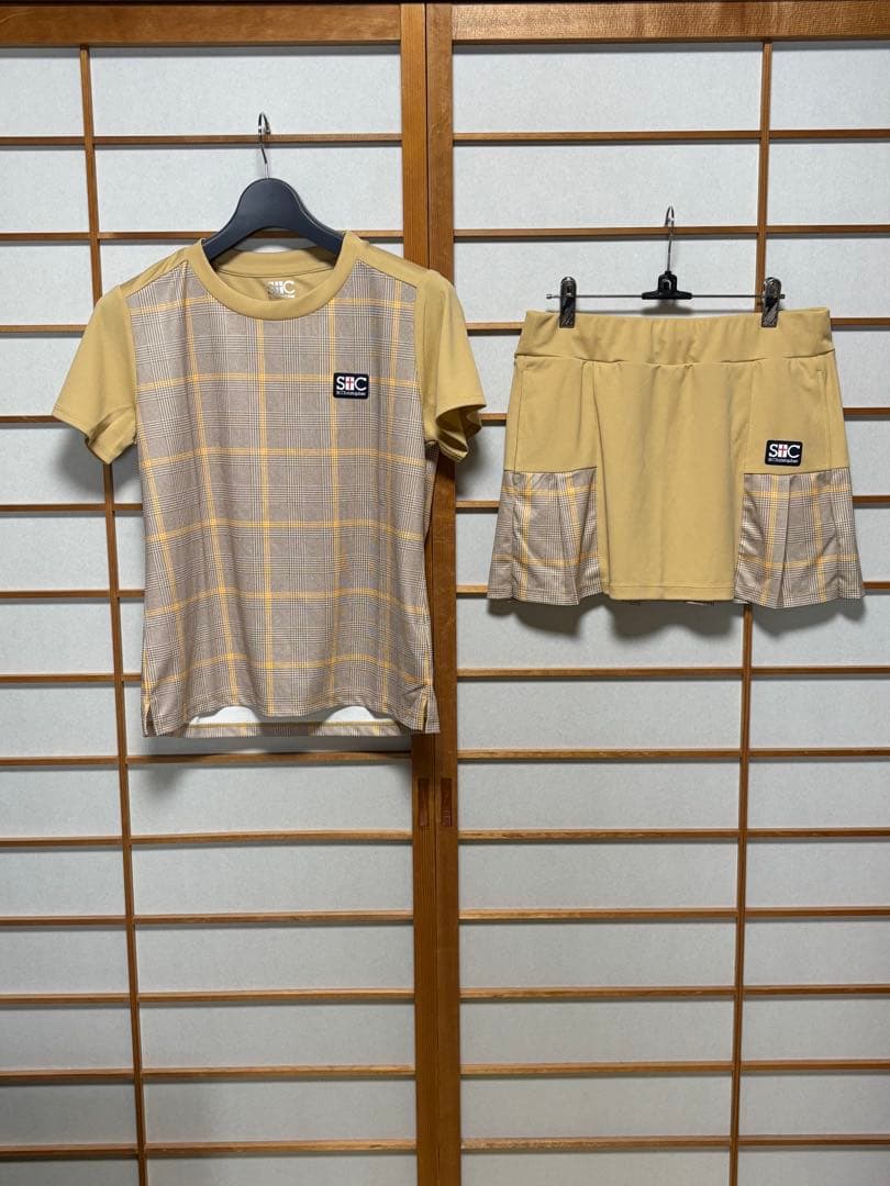 ゲームシャツとスコート