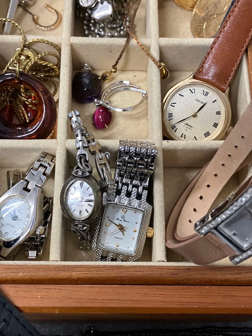 遺品整理 指輪 ネックレス イヤリング 腕時計　タイピン　金盃