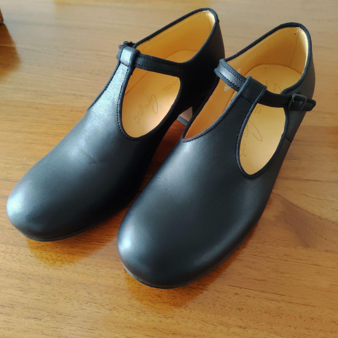 【最終値下げ】スペースクラフト　ブラックレザー Tストラップ 中ヒール