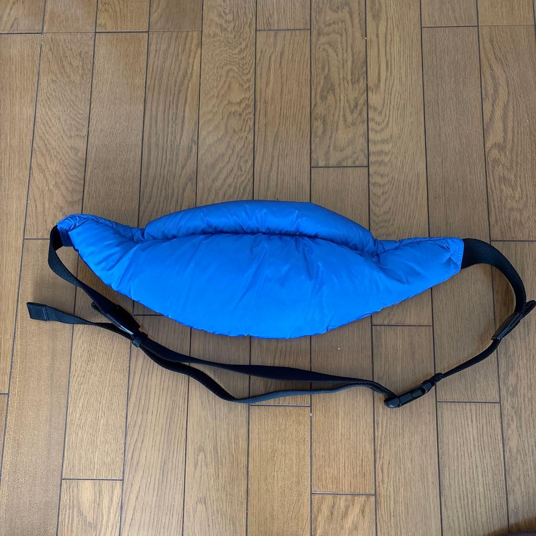 モンクレールボディバッグ