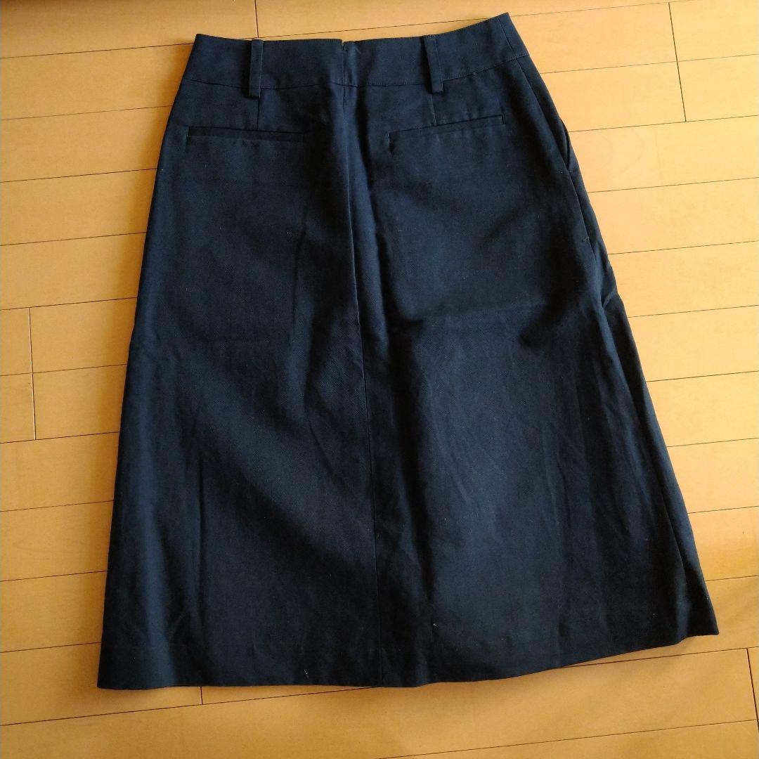 マーガレットハウエル　Ａラインプリーツスカート　サイズ3 紺