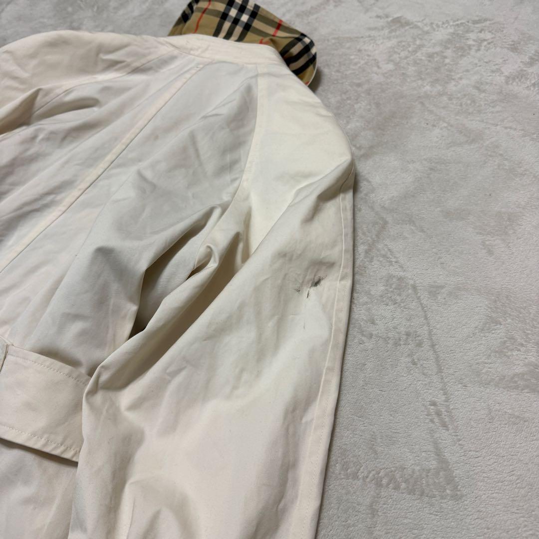バーバリーズ　ステンカラーコート　金ボタン　チェック　白　M位