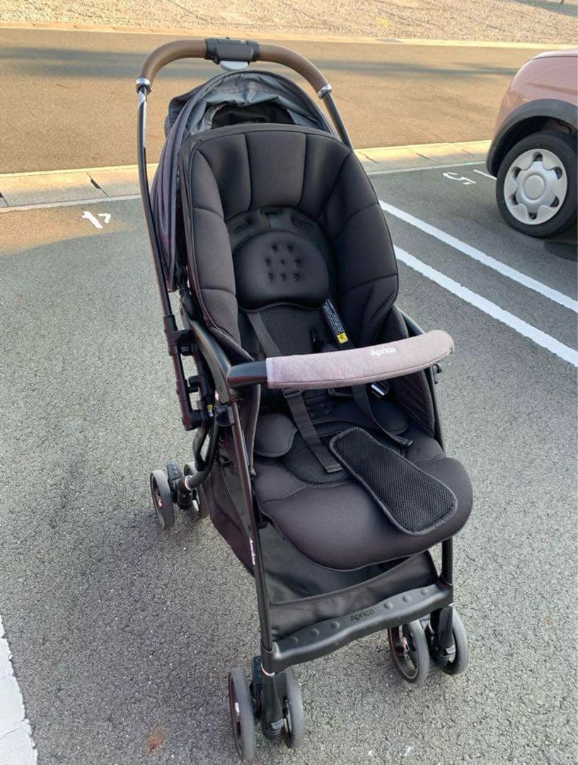 【美品】アップリカ　aprica ラクーナクッションAF グレー