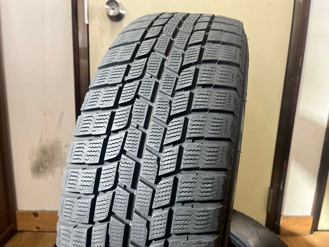 期 2020年製 グッドイヤー 中古冬タイヤ 225/60R17 4本セット