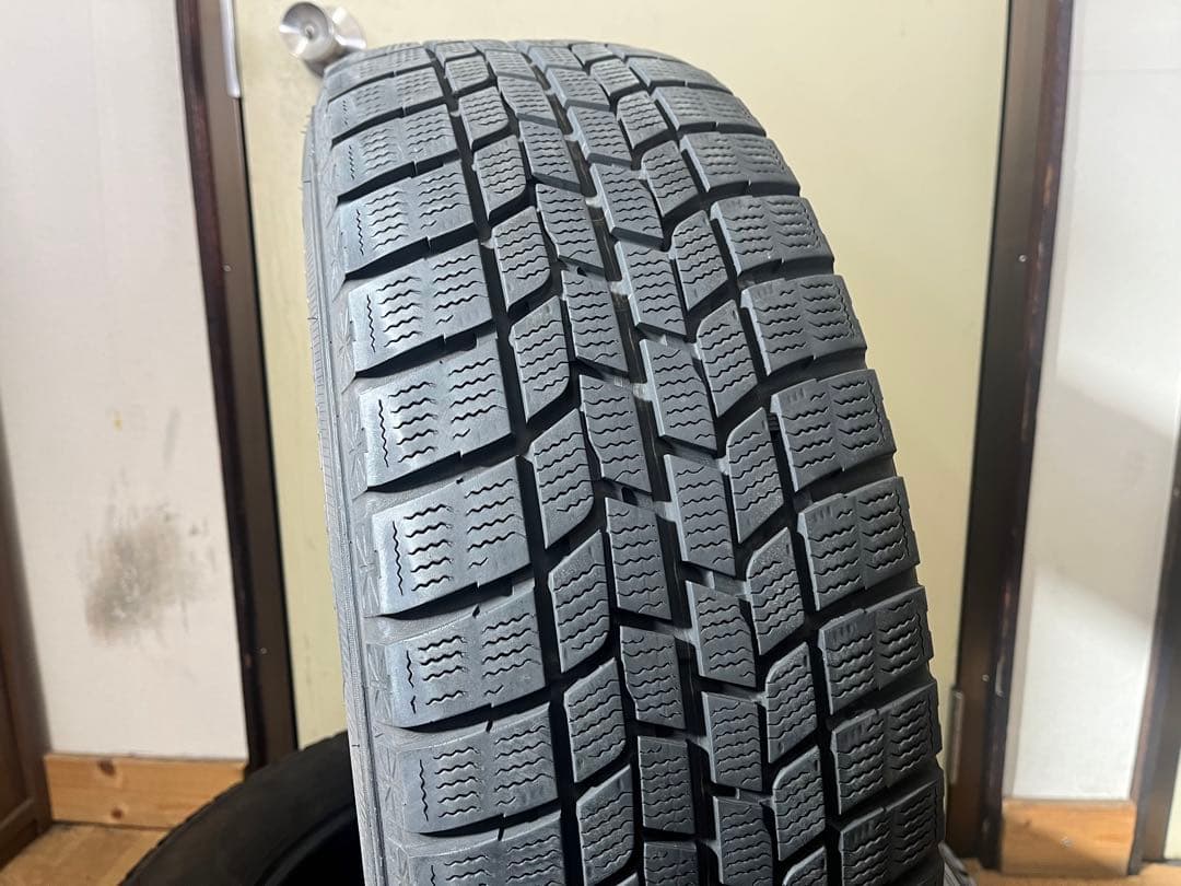 期 2020年製 グッドイヤー 中古冬タイヤ 225/60R17 4本セット