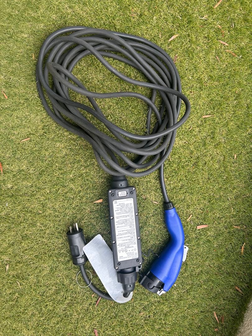 S24様限定充電ケーブル　プリウスPHV G9060-47280 ジャンク品