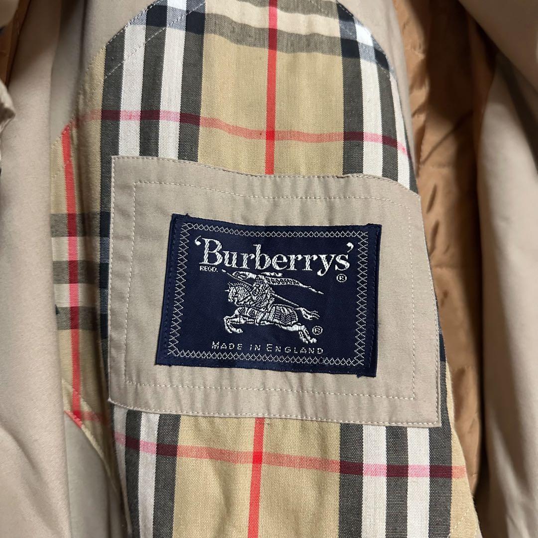 ✨BURBERRY バーバリー ノバチェック 収納フード付き ジャケット✨