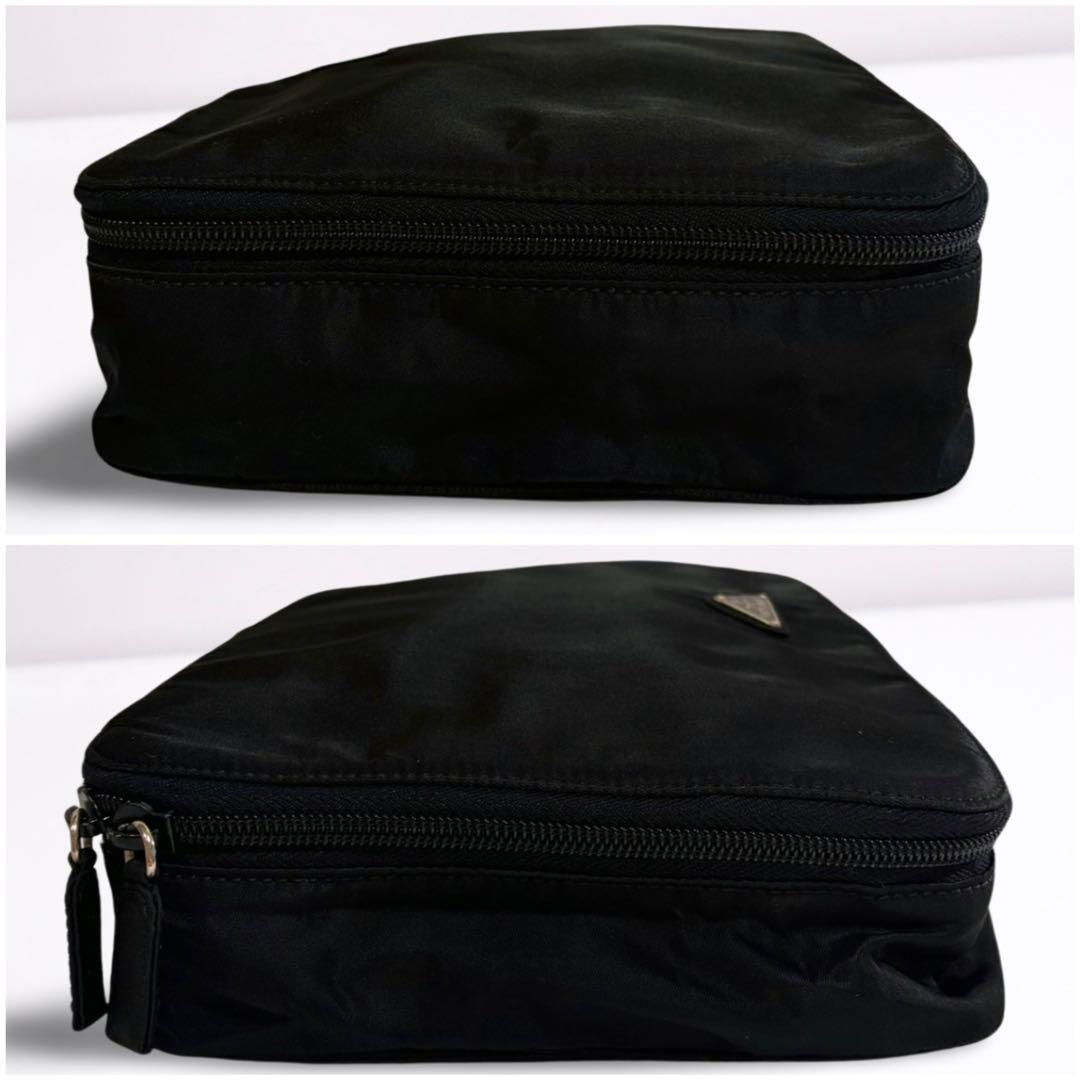 【正規品】プラダ PRADA ナイロン ジップポーチ 黒 三角ロゴ 男女兼用