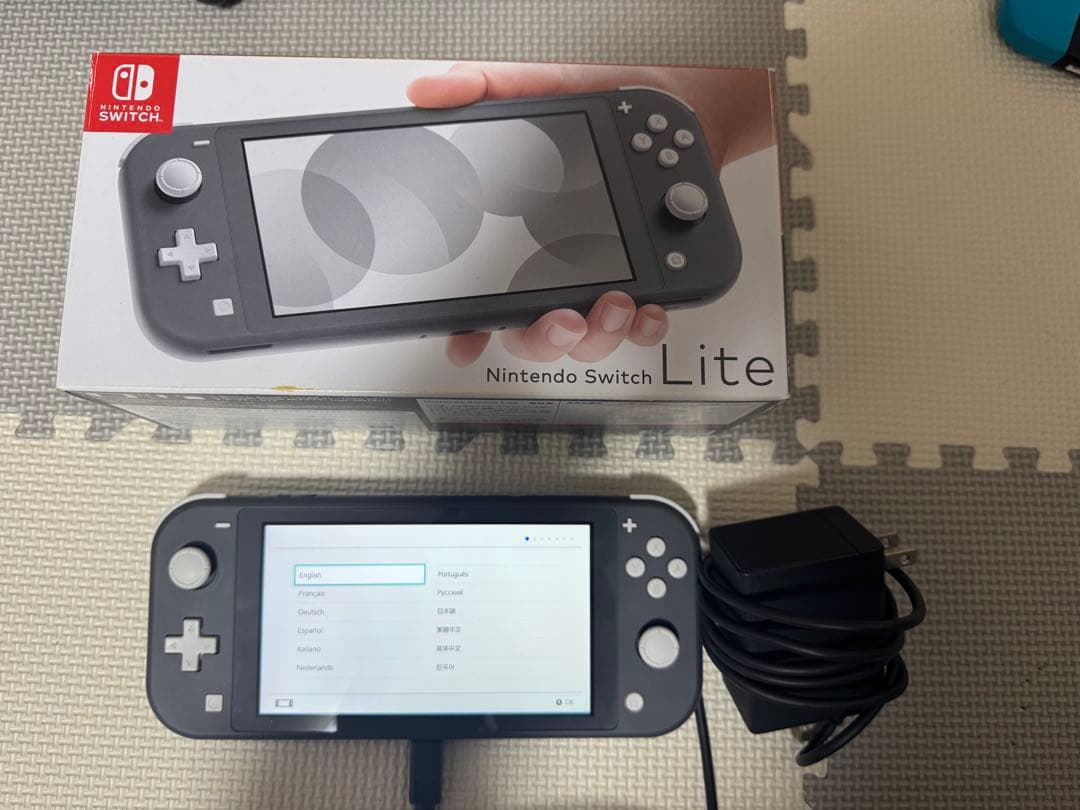 結*凛様 【初期化済】Nintendo Switch Lite グレー 本体