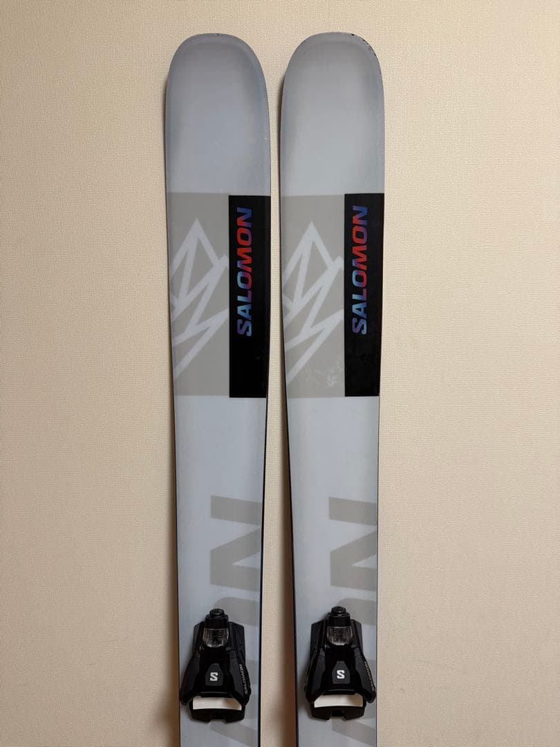 SALOMON QST BLANK スキー パウダー フリーライド