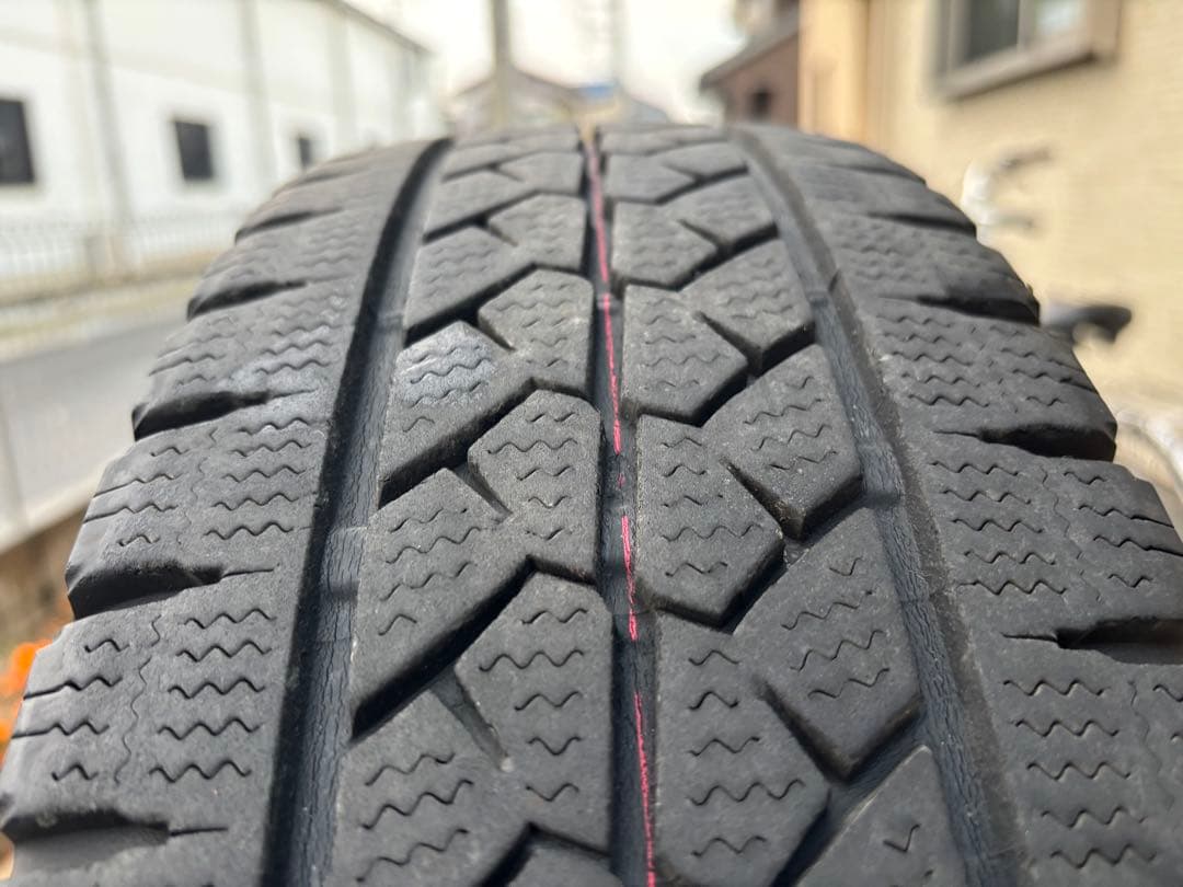 ブリヂストン　ブリザック　VL1 195/80R15 LT スタッドレスタイヤ