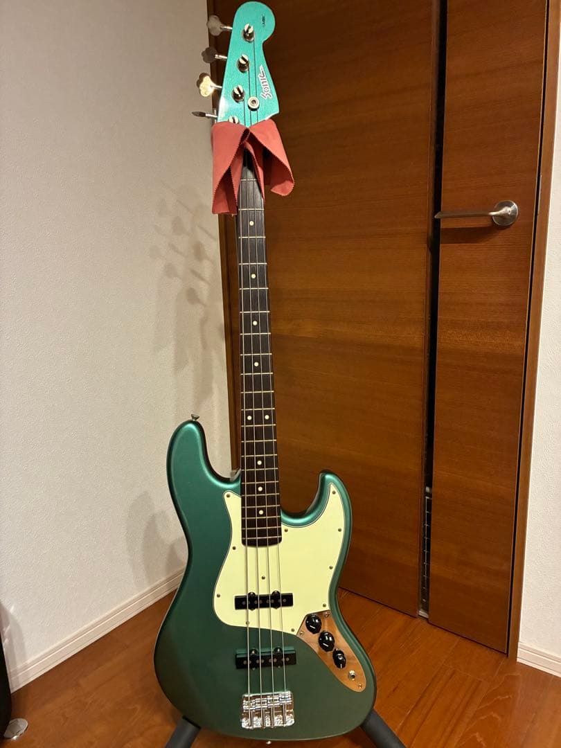 ハカランダ指板ラムトリックカンパニー　Sonic ジャズベース　SJB