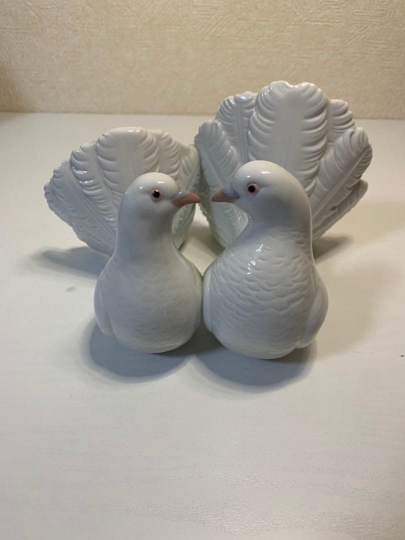 リアドロ　置物つがいの鳩　L L AＤＲＯ 置物 アンティーク フィギュリン