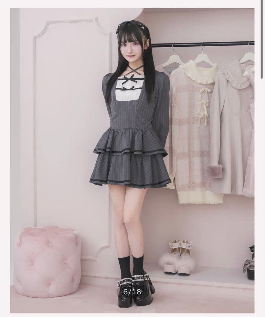 pium ピウム クロステープバイカラーティアードワンピース グレーストラップ