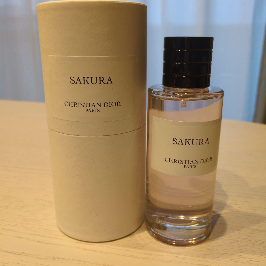 お値下【新品未使用】クリスチャン・ディオール サクラ オードパルファン125ml