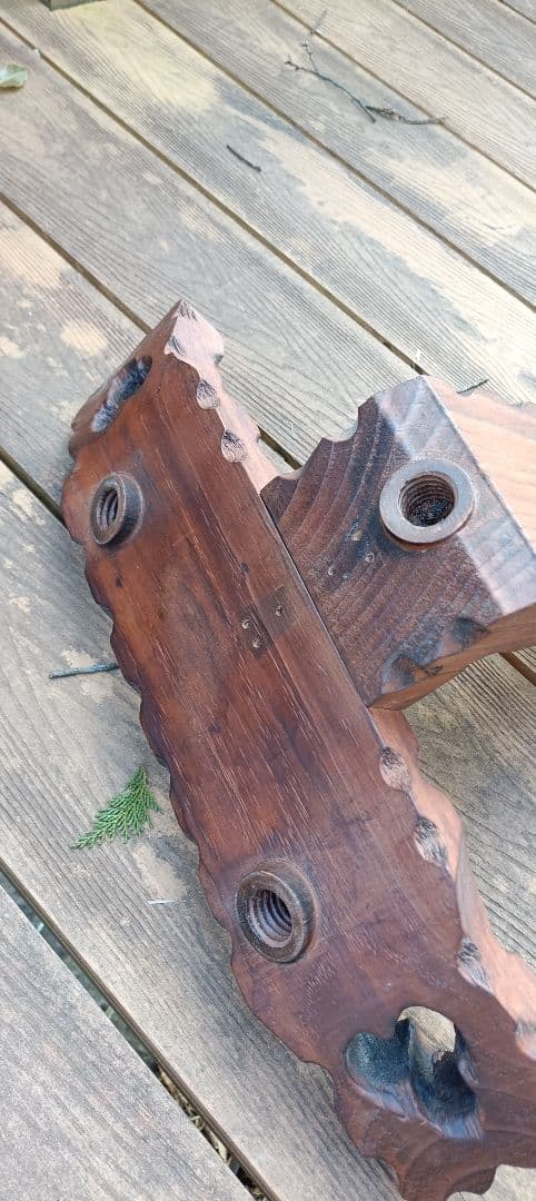 スペイン製　木製彫刻装飾サイドテーブル　羊飼いの椅子　シェファードチェア　セット