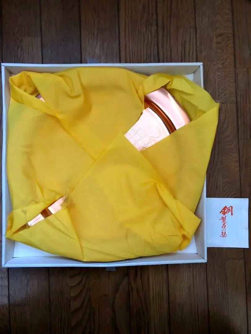 銅製ラウンドトレイ エングレーブ模様