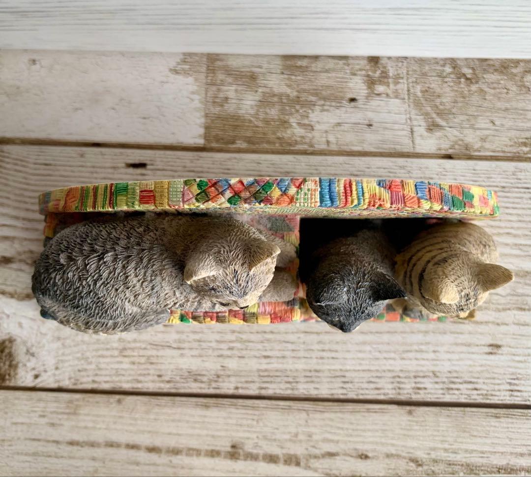 レズリーアンアイボリー 卓上万年カレンダー 猫 置物