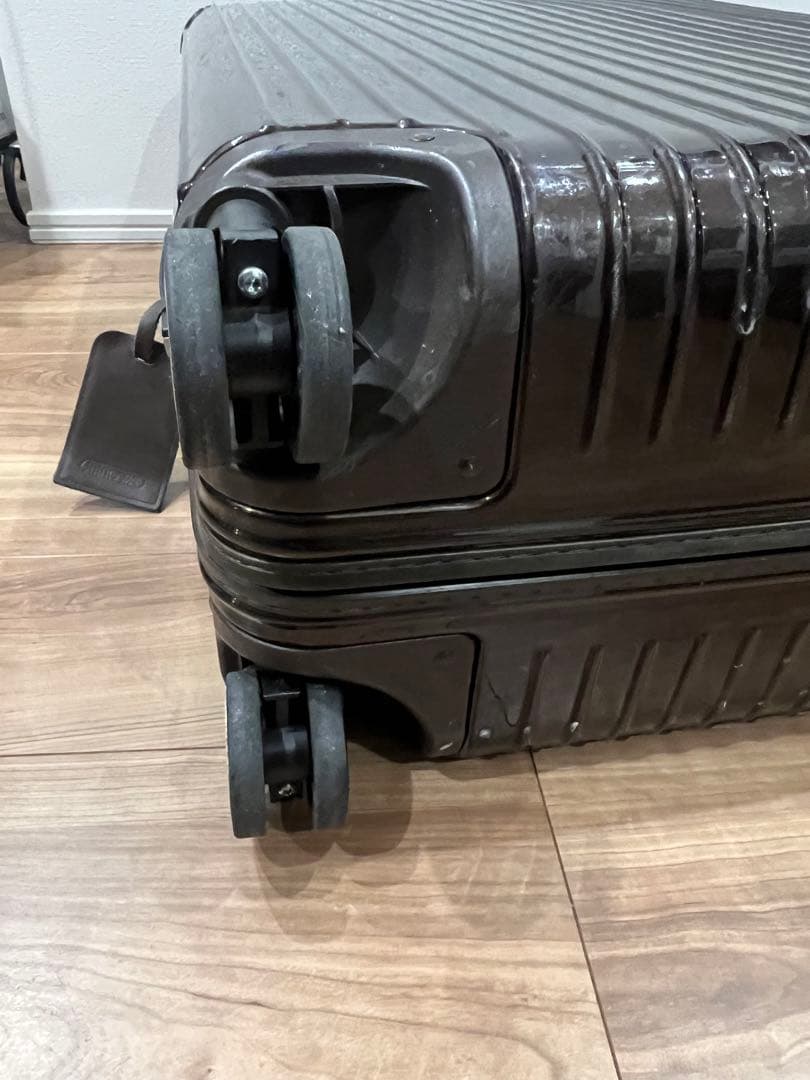 ヨシ リモワ サルサ デラックス 104L