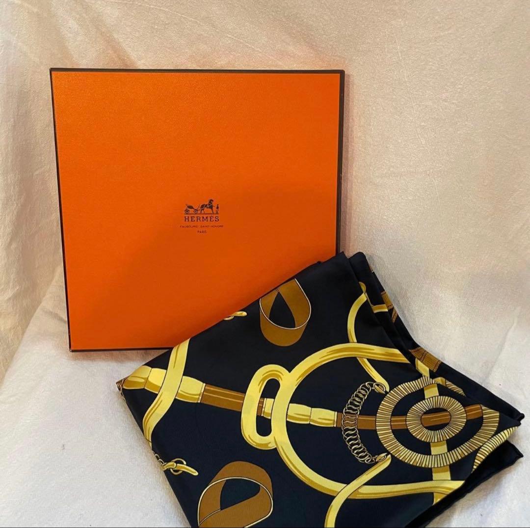 新品　未使用　HERMES エルメス　スカーフ
