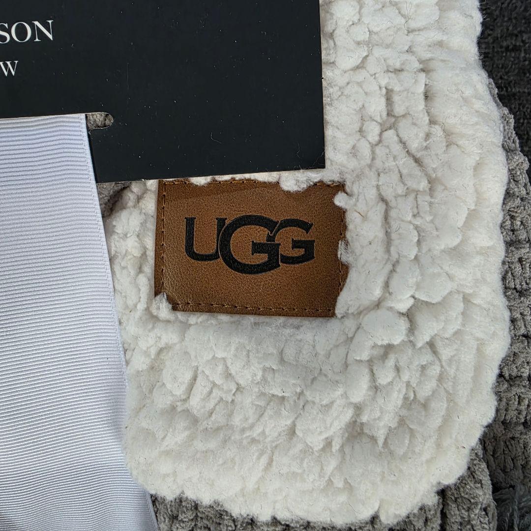 UGG　ブランケット　リバーシブル　グレー