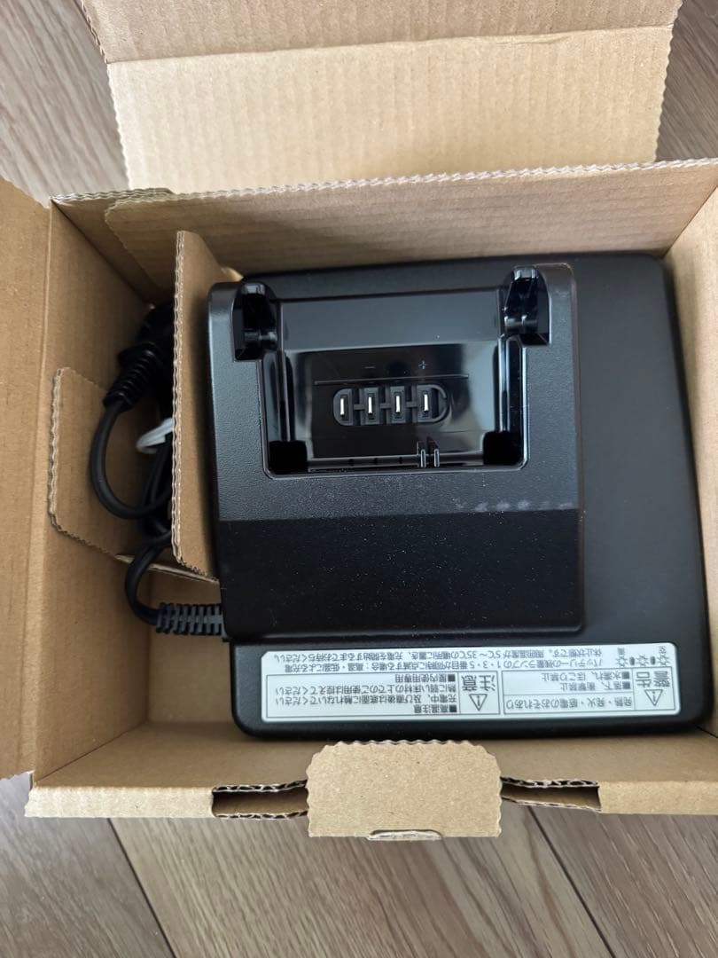 【新品】Panasonic NKJ075Z バッテリー充電器