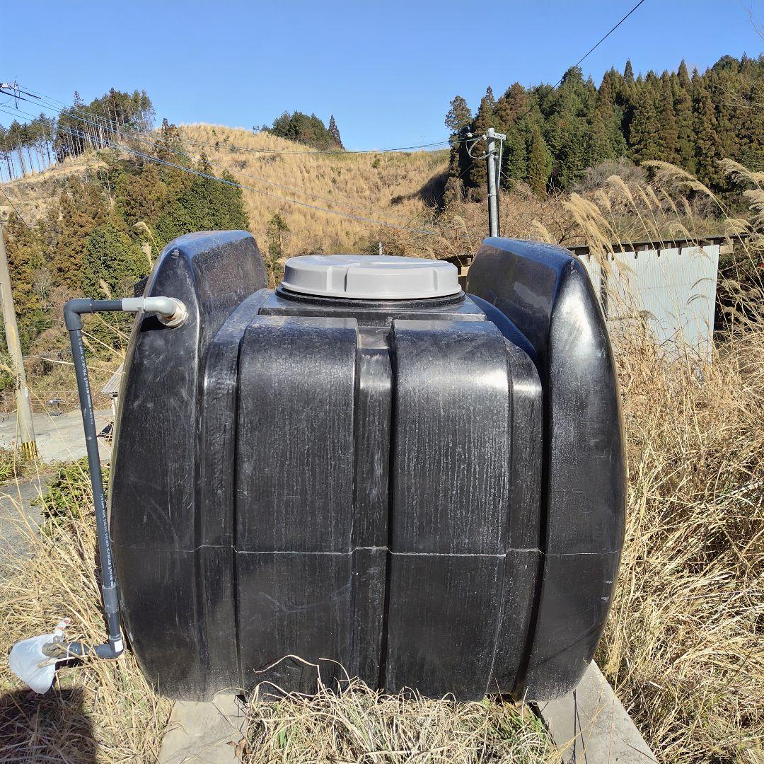 美品 飲用水 業務用 大型 貯水タンク 2500Lミネラルウォーター バルブ付き