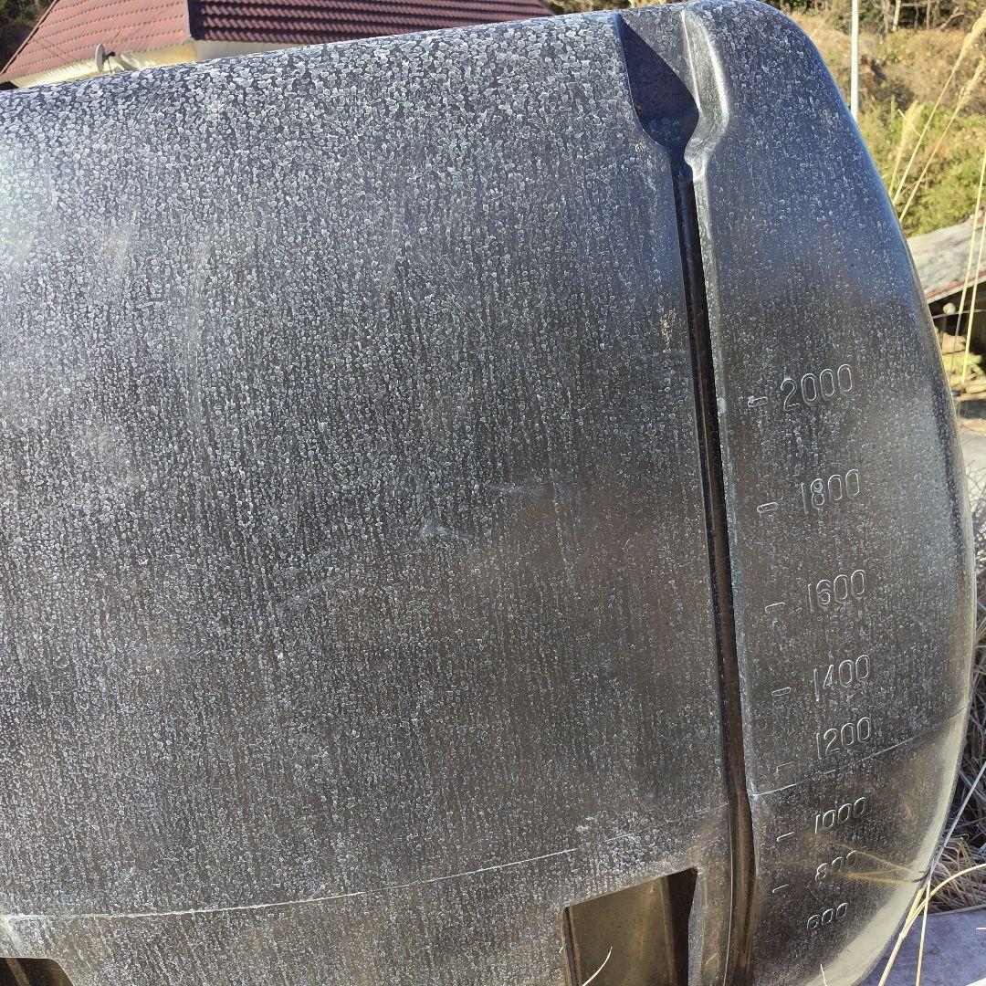 美品 飲用水 業務用 大型 貯水タンク 2500Lミネラルウォーター バルブ付き