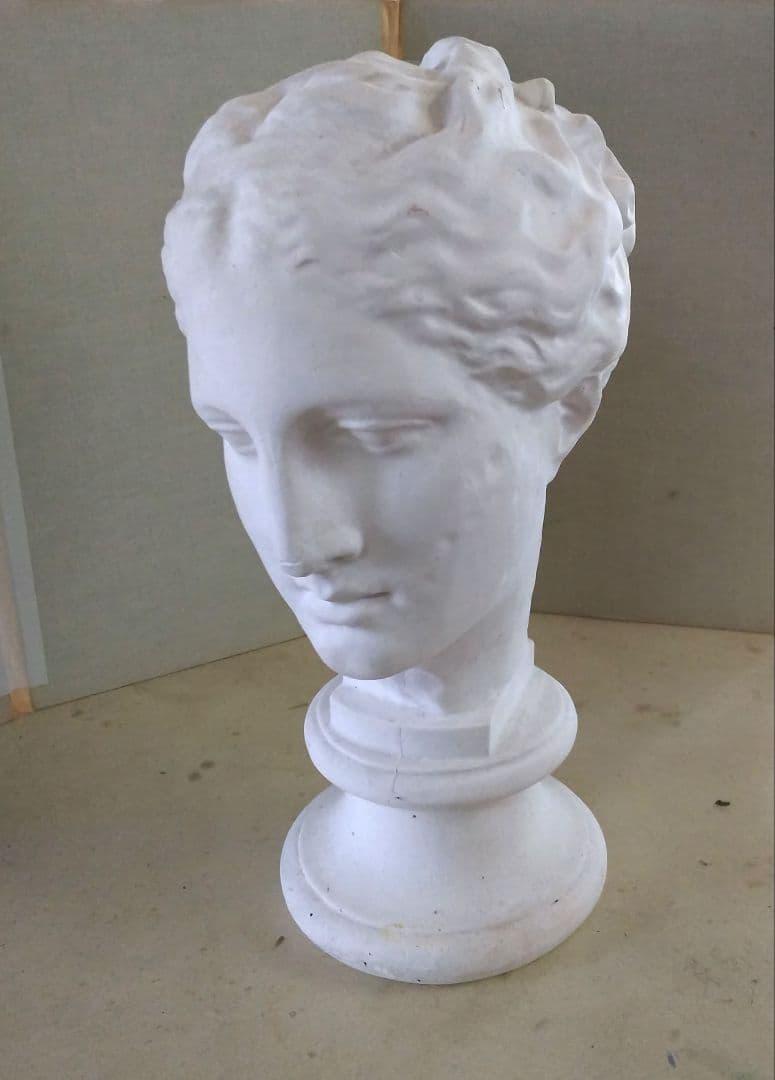 古代ビーナス石膏像 高さ 43cm 重い割合綺麗です。