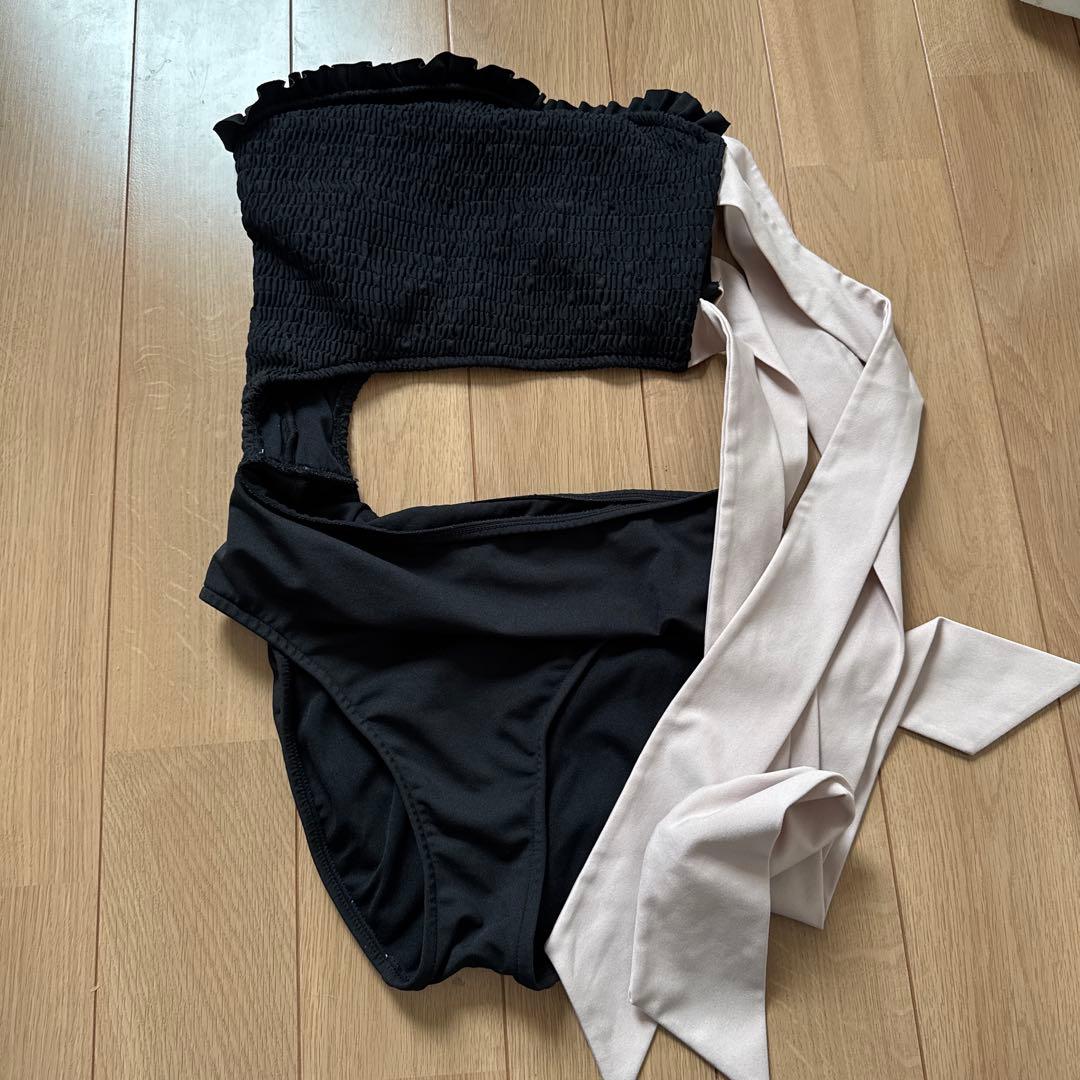 Her lip to 水着 Diuble Bow ONE PIECE