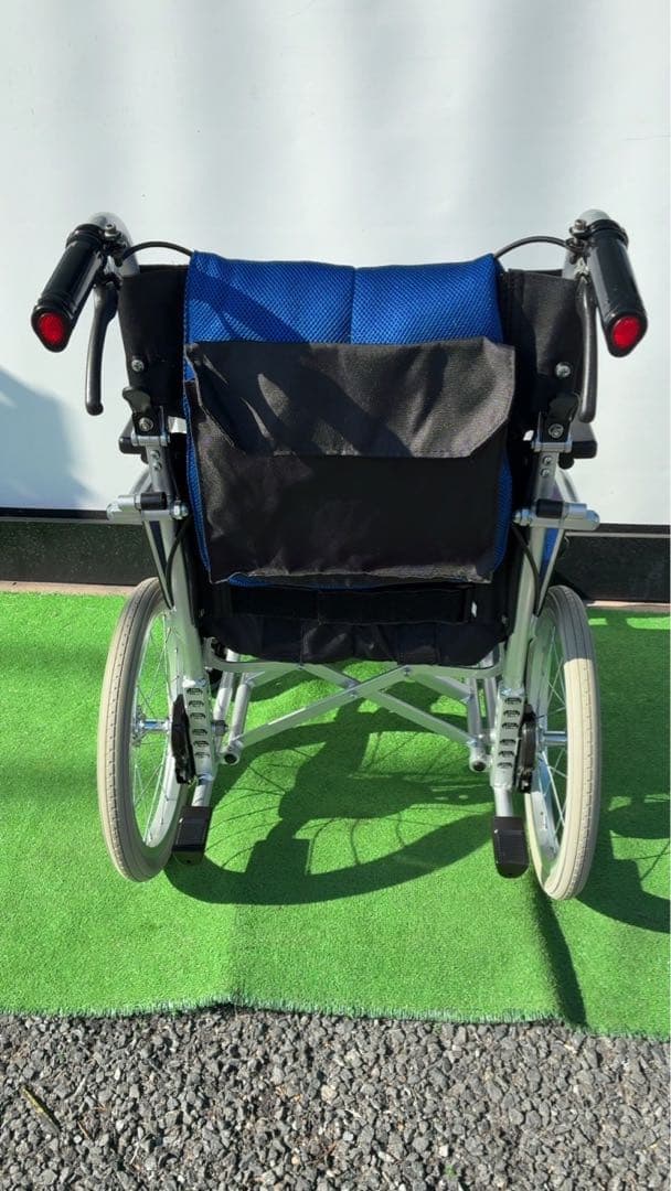 カワムラサイクル介助多機能車椅子 ノーパンクタイヤ KZ16-40