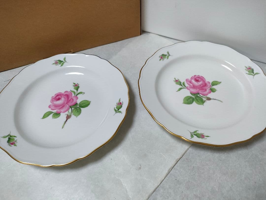 ココ　マイセンMeissen　ピンクの薔薇　プレート２枚セット　美品