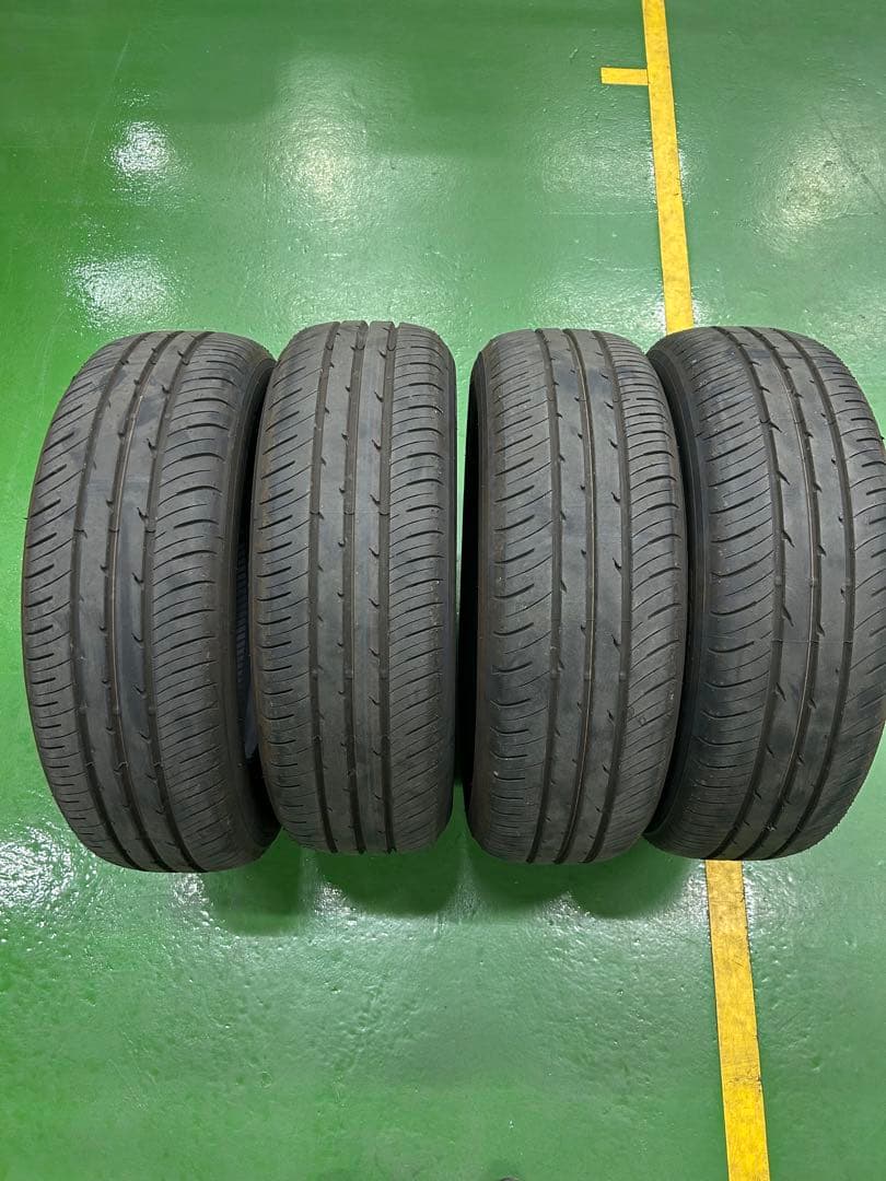 TOYO TIRES NANOENERGY J67 15インチ 4本セット