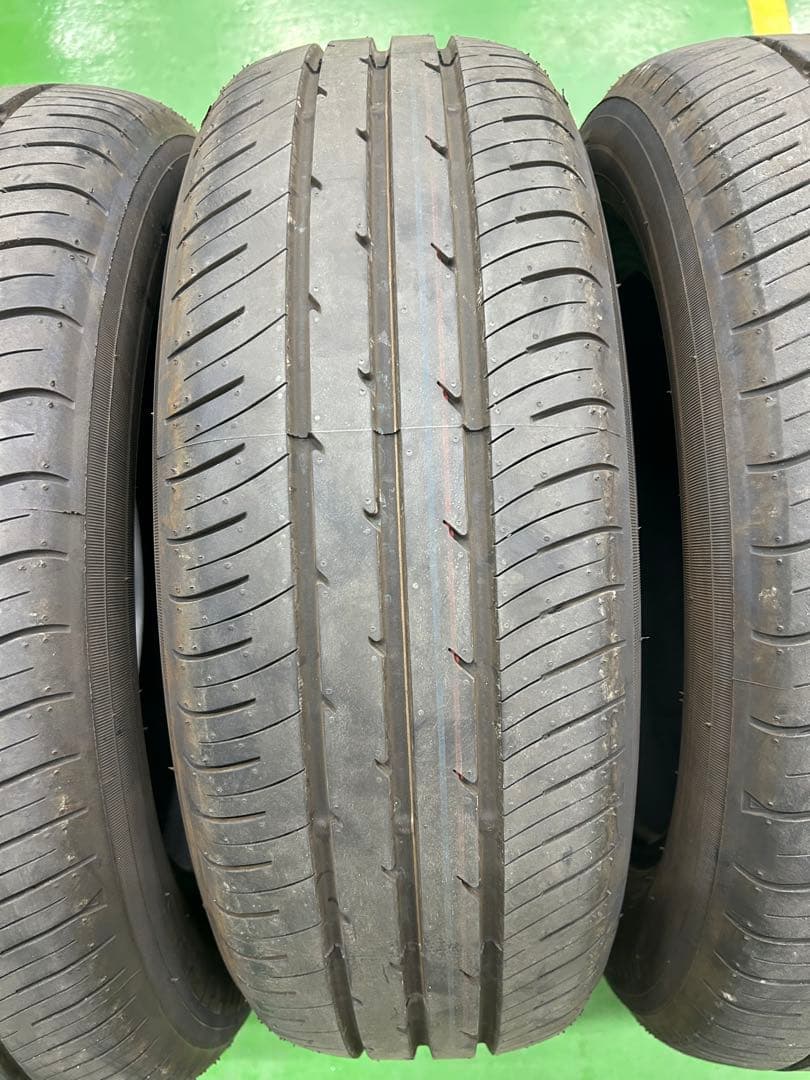TOYO TIRES NANOENERGY J67 15インチ 4本セット