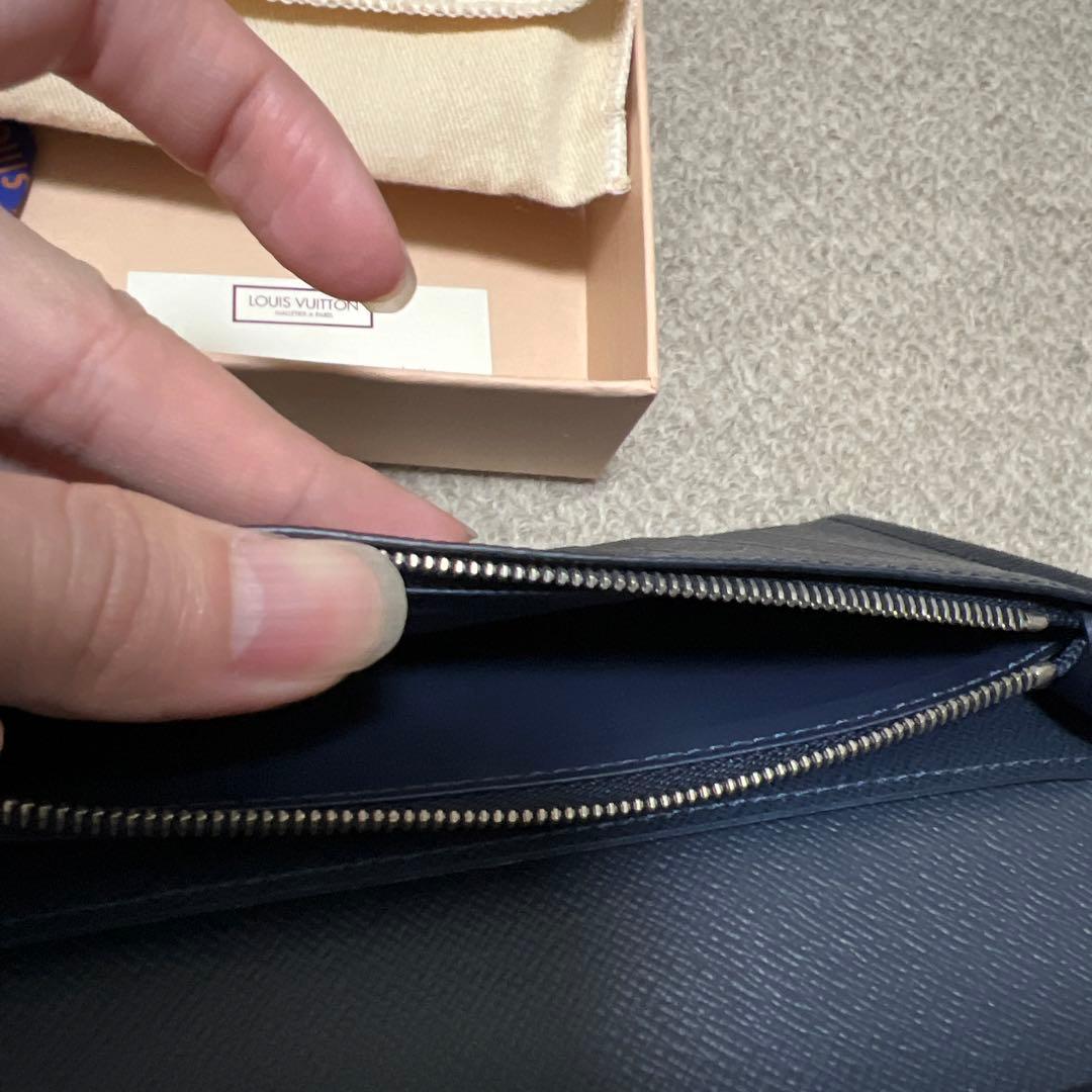 Louis Vuitton エピ　ポルトフォイユ・ブラザ