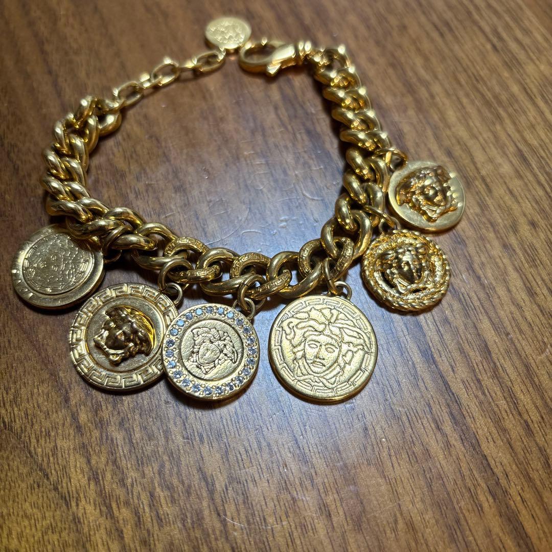 ヴェルサーチ　ブレスレット