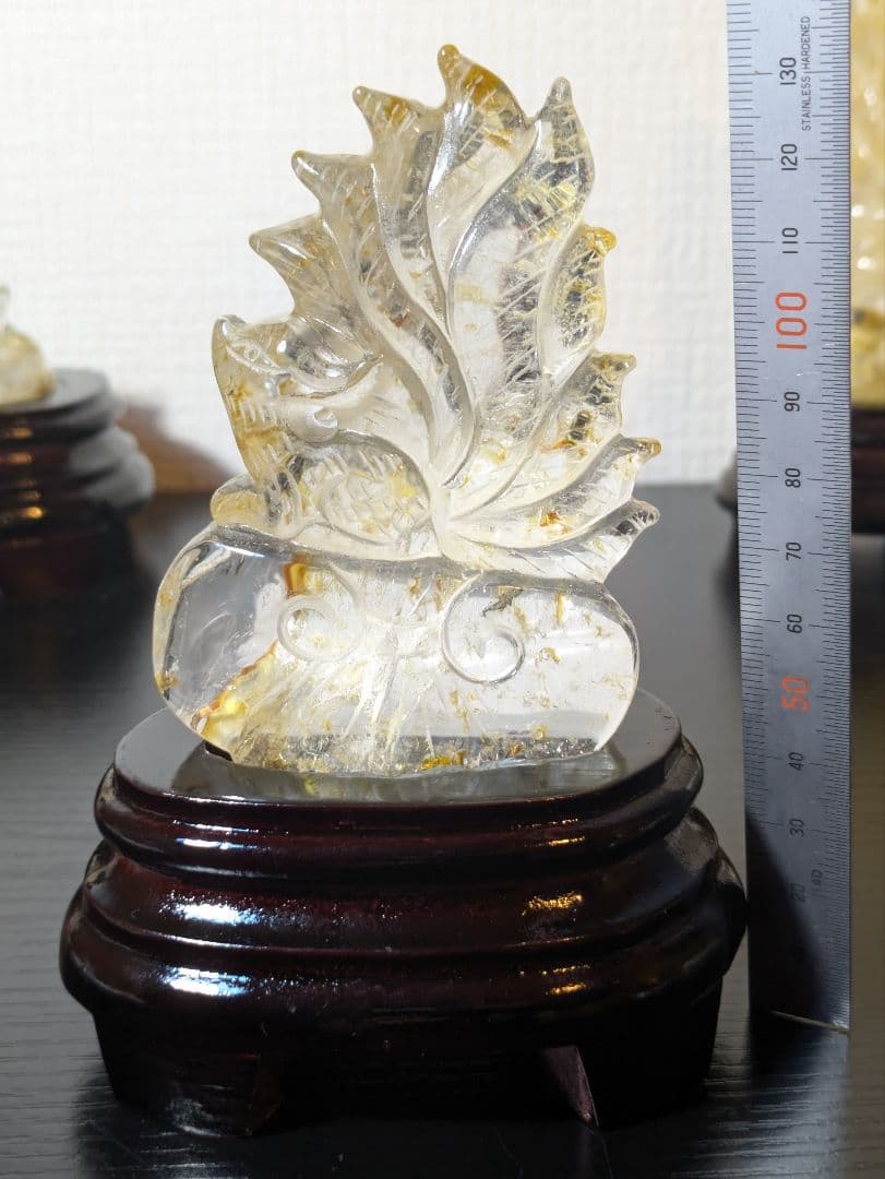 高品質✨　ライモナイトインクォーツ　九尾の彫り物