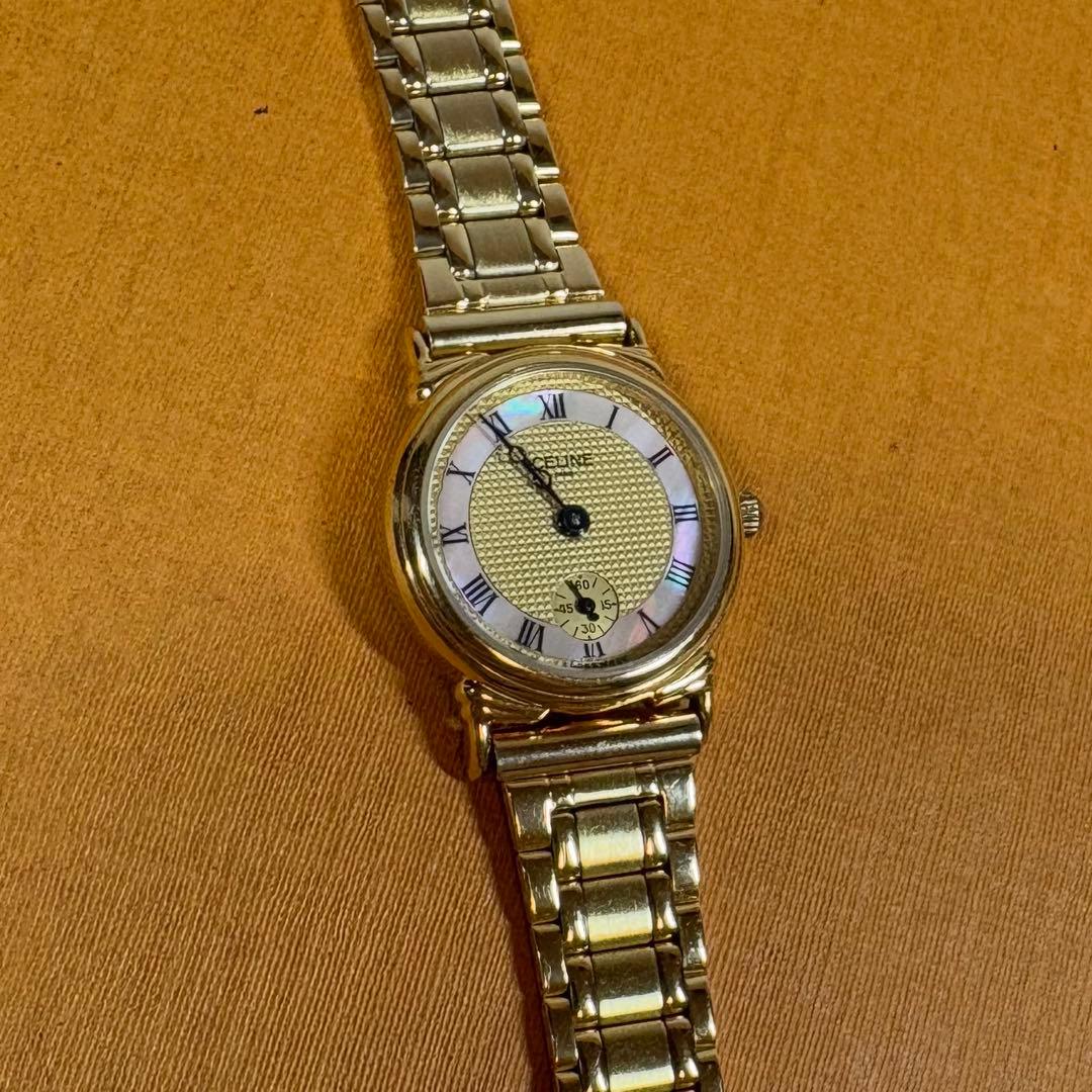 ✨稼働品美品✨CELINE セリーヌ　腕時計　ゴールド　クォーツ　ゴールド文字盤