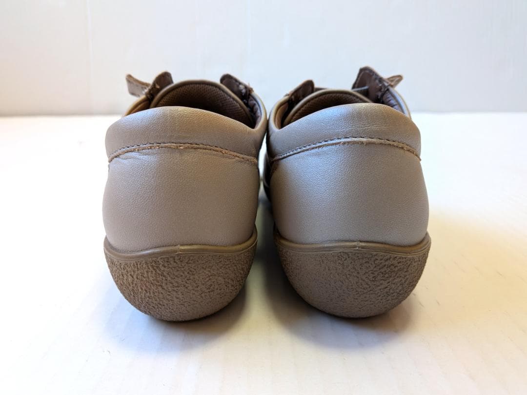 美品 アキレスソルボ コンフォート スニーカー レザースリッポン 24.5