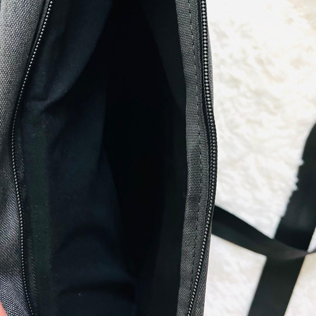 【美品】クイックパック QUICKPACK13 ボディバッグ ダークグレーA4可