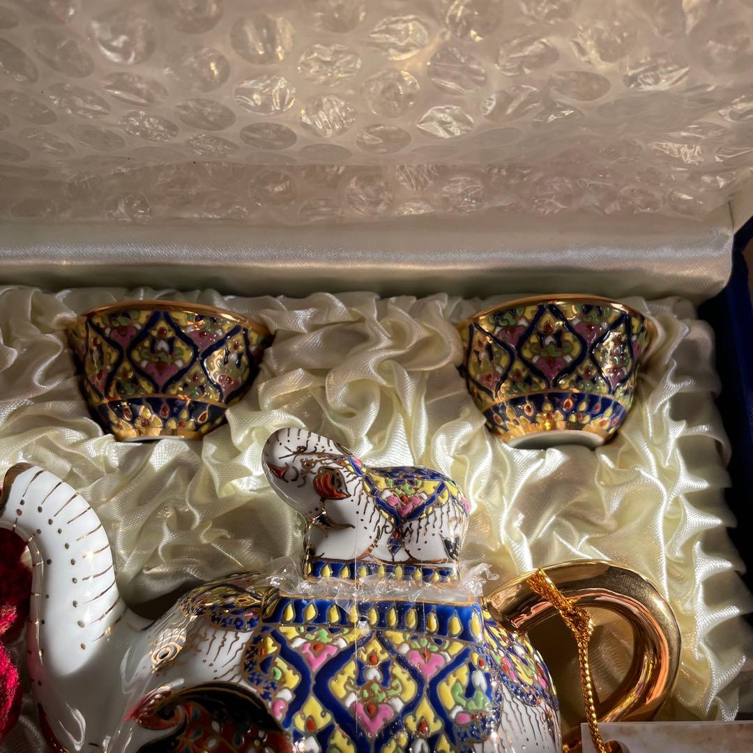 新品未使用　ベンジャロン焼き　ティーセット （ゾウ：箱付き）　高級　オシャレ