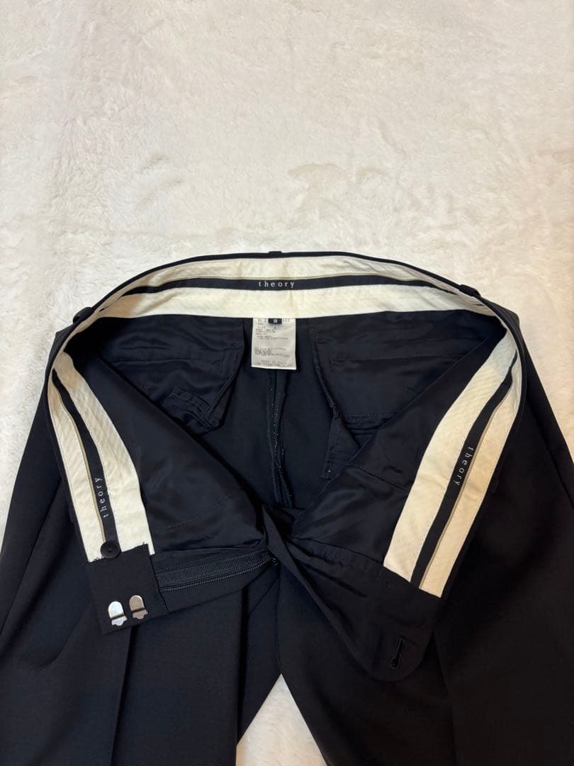 美品　セオリー theory ブラック セットアップ パンツスーツ サイズ2