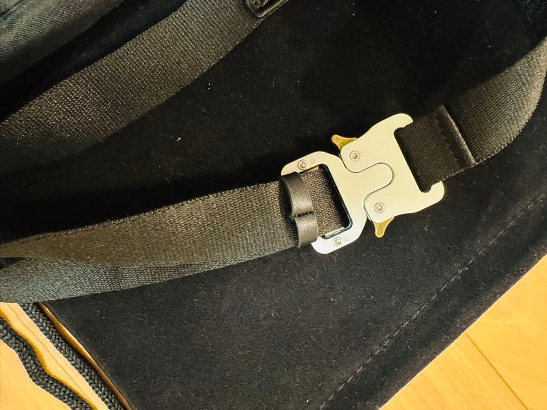 Alyx アリクス　ショルダーバッグ　男女兼用