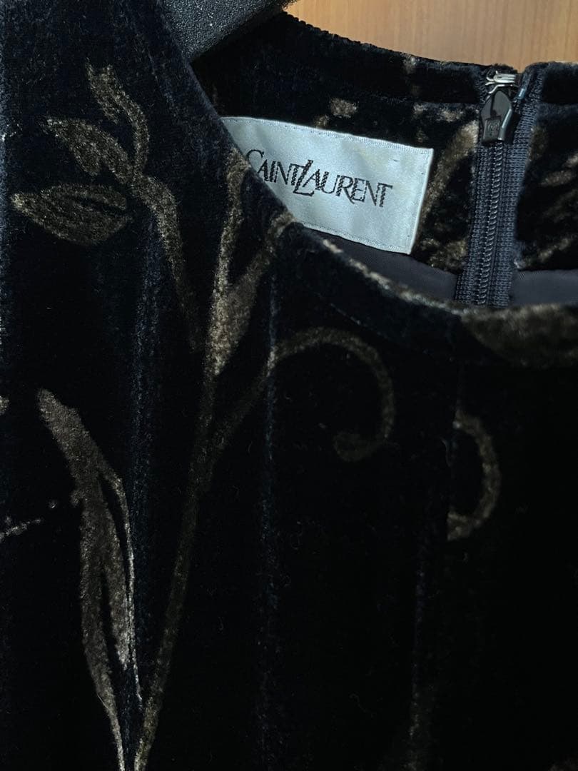 お値下げ中　イヴサンローラン　YSL ベロア　フレアワンピース