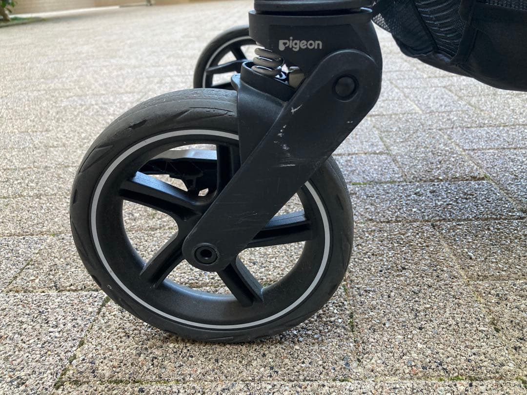 送料込み ✴︎ ピジョン ランフィリノン RA8L グリーン