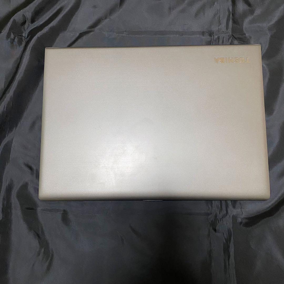 【第8世代】ノートパソコン dynabook R63/DN i7-8650U