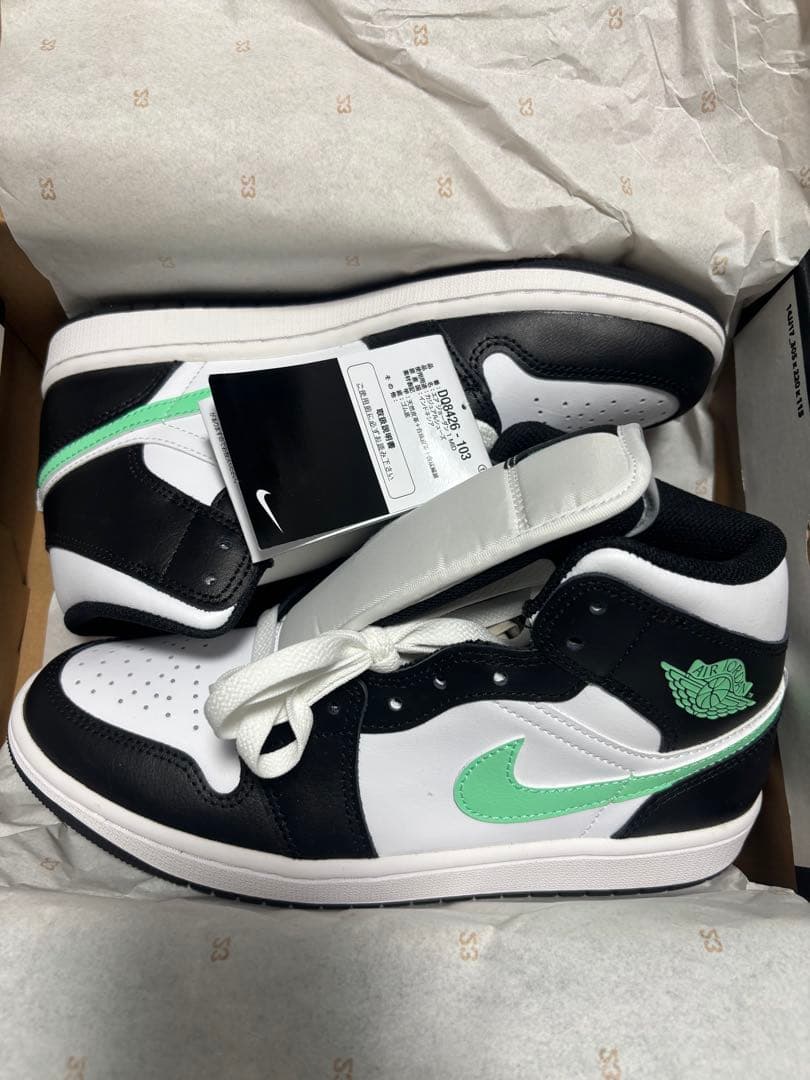 Nike Air Jordan 1 Mid ホワイト/ブラック/ミント