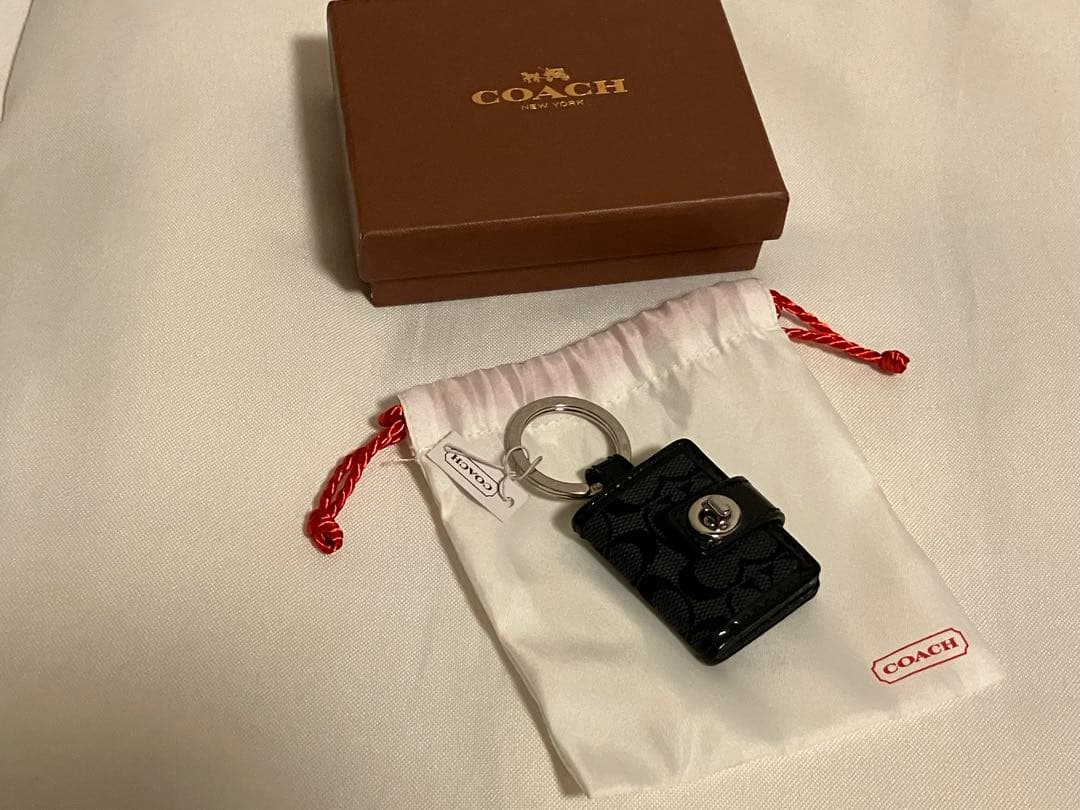 coach キーホルダー　手帳型　写真入れ