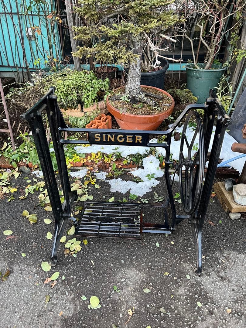 シンガーミシン脚、シンガー工業用ミシン脚、幅広ミシン脚、ガーデンテーブル脚